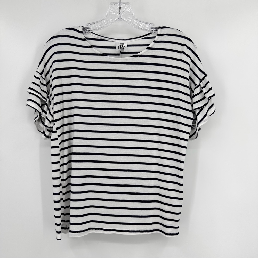 Agnes & Dora Short Flutter Ruffle Sleeve Striped T-shirt White Black Size XS